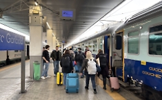 Cinquecento siciliani a bordo del Sicilia Express per passare le feste a casa