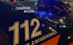 Ferisce il marito col coltello nella notte di Natale, 49enne arrestata per tentato omicidio