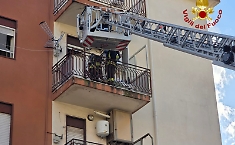 Messina, incendio in abitazione: muore 78enne
