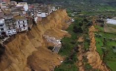 Frana di Niscemi, le rivelazioni di D'Urso: &laquo;Politici e burocrati distrussero un progetto da 180 miliardi di lire&raquo;