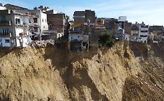 Pian piano si torna alla normalit&agrave; a Niscemi: vigili del fuoco avviano il recupero nelle abitazioni vicino alla frana