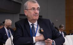 Lascia il governatore della Banca di Francia Villeroy de Galhau: sar&agrave; Macron a scegliere il successore