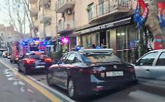 Fiamme nelle prime ore del mattino in una trattoria a Catania