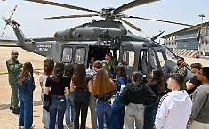 Modica, il movimento delle mamme contrario all'addestramento militare nelle scuole