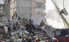 L'escalation russa su Kiev: almeno 15 morti, tra cui due bambini. E la diplomazia internazionale &egrave; al bivio