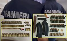 Al Pigno il covo dei Kalashnikov: l'arsenale individuato e sequestrato dai carabinieri