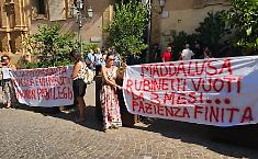 Maddalusa senza acqua da tre mesi: manifestazione al Comune di Agrigento e pressing su AICA