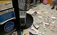 Catania, ricominciate le &ldquo;esplosioni&rdquo; ai distributori di sigarette