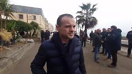 Cateno De Luca a Letojanni ribadisce il suo piano per il ripristino dai danni