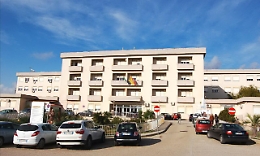 A fare shopping con l'ambulanza: 34 assenteisti denunciati all'ospedale di Ribera