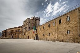 Coronavirus, il Parlamento siciliano chiude per quattro giorni