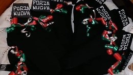 Calze Befana con simbolo Fn, Fiore: "Contestazioni ridicole"