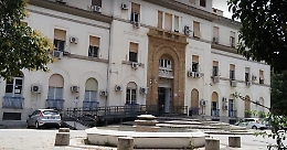 Giallo a Palermo, giovane lasciato in ospedale non convince medici su incidente