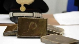 San Leone, rinvenuti tre chili di hashish in spiaggia