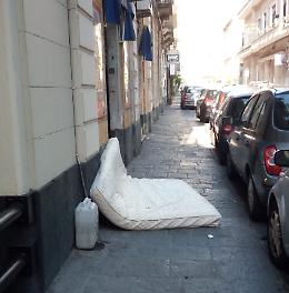 Catania: "L'inciviltà non ha limiti!"