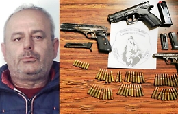 Catania, i "Lupi" scovano armi in una casa al Pigno: meccanico in manette