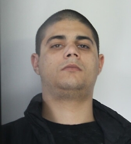 A Librino droga nascosta nelle rampe delle scale: pregiudicato in manette