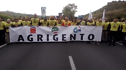 La viabilità "strozzata" dalle incompiute
Sindaci, Chiesa e sindacati in piazza ad Agrigento