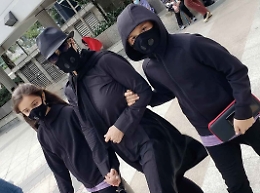 Heather Parisi compie 60 anni e si "maschera" per il coronavirus