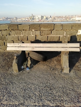 Catania: scempio al porto.