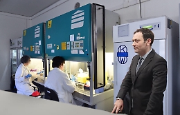 Coronavirus, l'assessore Razza: «In Sicilia nessun caso, ma c'è una rete pronta ad affrontarlo»