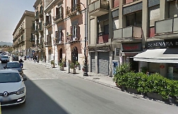 Aggressione razzista nella movida di Palermo
«Via da qui negro di m***a» a un 20enne italiano