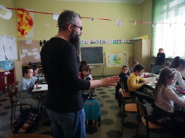 Adotta uno scrittore "sbarca" in Sicilia a Palermo e Catania