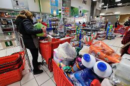 Coronavirus, la folle corsa (inutile) ai supermercati di tutta la Sicilia