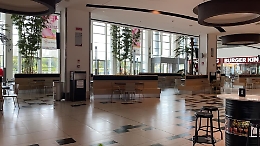 Coronavirus, ecco come di presentava l'area ristorazione oggi al Centro commerciale di Agrigento