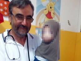 Festa in casa con 18 bimbi dell’asilo: poi un papà scopre di avere il virus