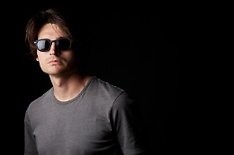 Angelo Duro, gli spettacoli slittano a maggio per il coronavirus