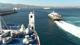 Coronavirus, corse gratuite sullo Stretto per medici e infermieri