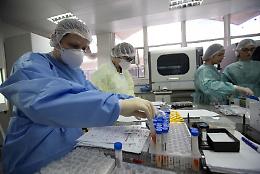 Allarme al Policlinico di Catania: finiti i reagenti, paralisi tamponi