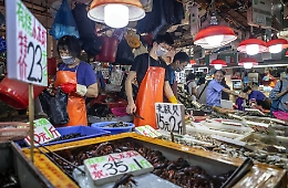 Coronavirus, tornano a salire i casi in Cina: 17 nuovi positivi, 5 a Wuhan