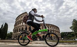 Il ministro Franceschini: «Sarà l'estate delle vacanze italiane». E sulla questione spiagge...