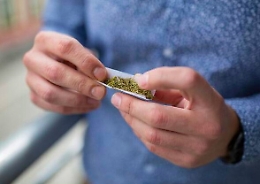 Caltanissetta, invadono una scuola: 
dieci giovani denunciati dalla Ps