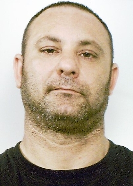 Giarre, arrestato con la marijuana in auto