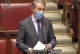 Pagano, l'ultras cattolico venuto dalla Dc, passato da Fi e dal Ncd di Alfano e "fulminato" sulla via di Pontida