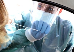 Spostamenti tra Regioni, l'esperto: «Patenti anti-Covid sono improponibili»