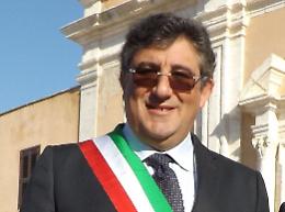 Coronavirus, Raffadali "rompe" il fronte: «Chi viene da zone a rischio faccia il test»