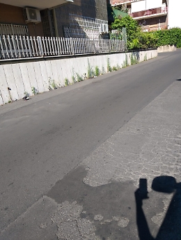 Catania: via Domenico Morelli in stato di abbandono