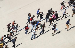 Ancora migranti in fuga la scorsa notte dal centro di Porto Empedocle