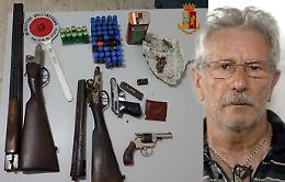 In casa aveva armi sospette e munizioni: 64enne arrestato ad Adrano