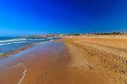 Modica, feste e bivacchi in spiaggia vietati dopo l'aumento dei casi di coronavirus