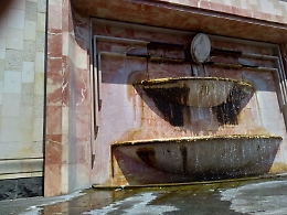 Catania, fontana del Tondo Gioeni: icona dello stato in cui versa la città