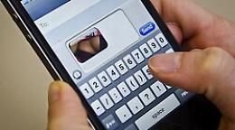 La Cassazione: inviare foto hard a minore &egrave; violenza sessuale