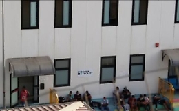 Lampedusa: "solo" 78 migranti nell'hotspot, ma arrivano altri barchini
