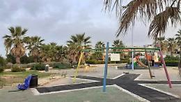 Vandalizzata l'area dei giochi per bambini a San Leone