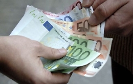 Palermo, chiede il pizzo a un commerciante per i detenuti: arrestato