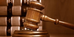 Netturbino arrestato per abusi su figliastra assolto dopo 5 anni